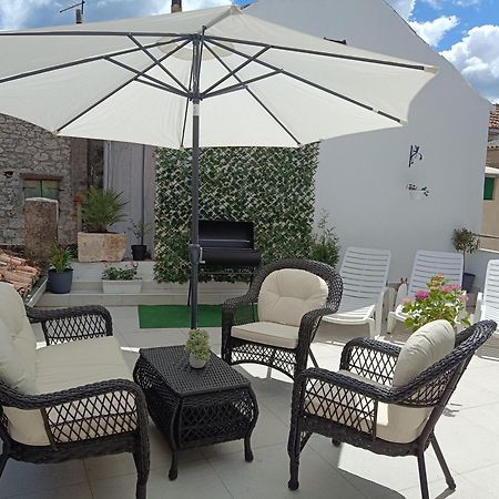 Apartment Olive Kastela Luaran gambar