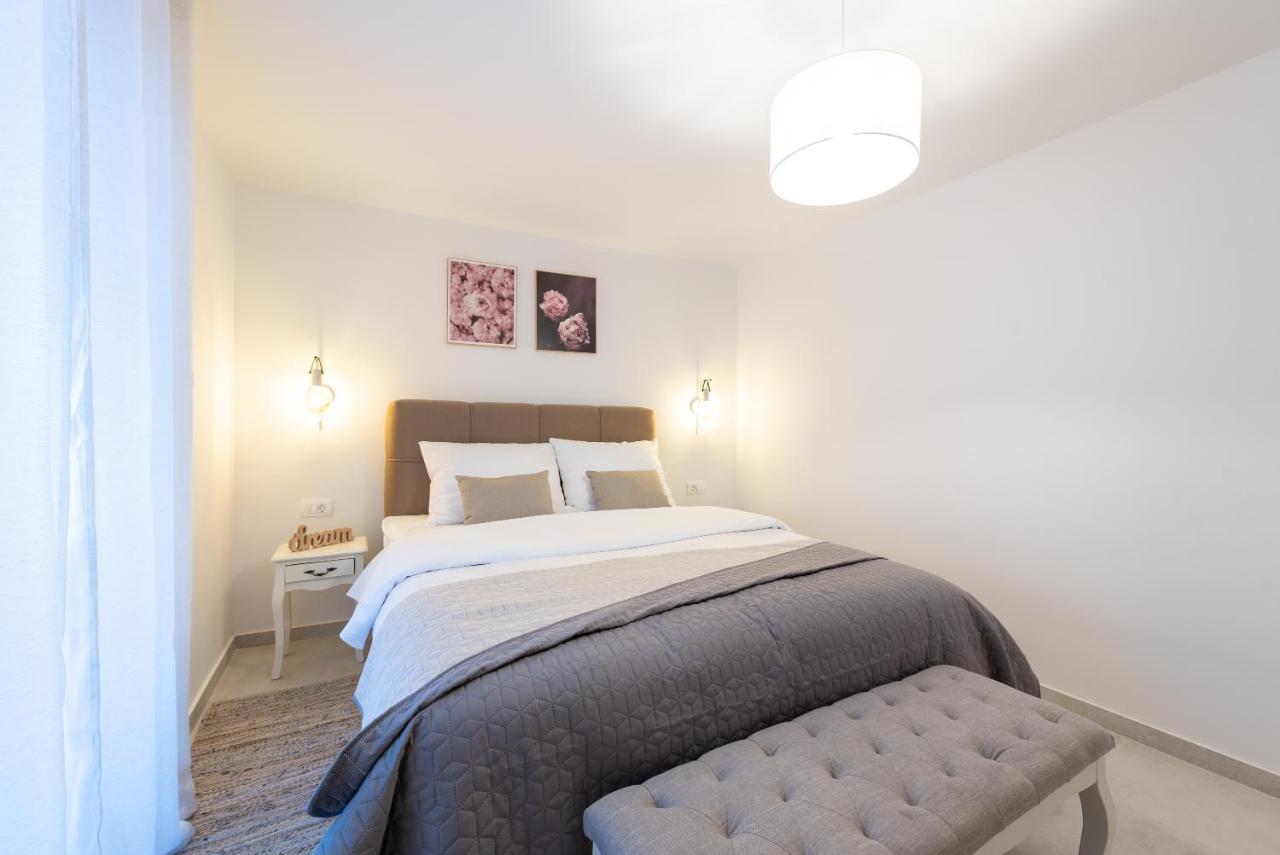 Apartment Olive Kastela Luaran gambar